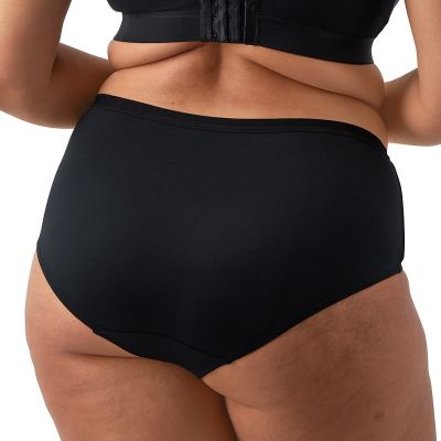 Elomi Downtime Short Black Mid-rise hipster short to match your Downtime bralette. M-4XL EL301480-BLK