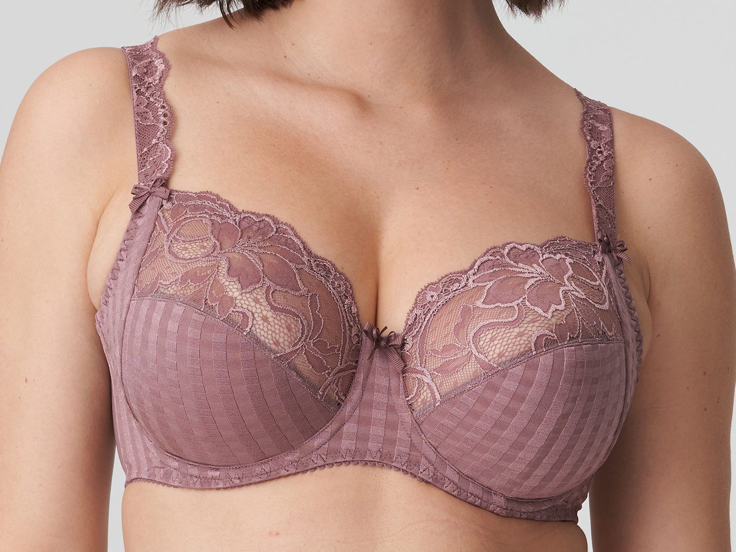 Padded Cotton Blend Half Cup Bra Set 17, Plain at Rs 100/set in