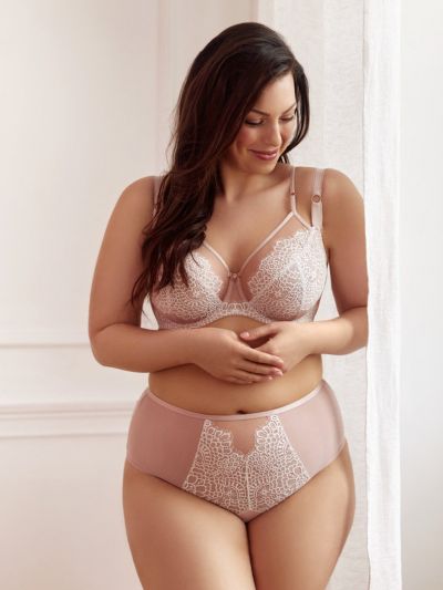 Gorsenia Romantic Vibe Soft Bra Beige & Cream Underwired, non-padded bra with decorative double straps. 70-100, D-M K852